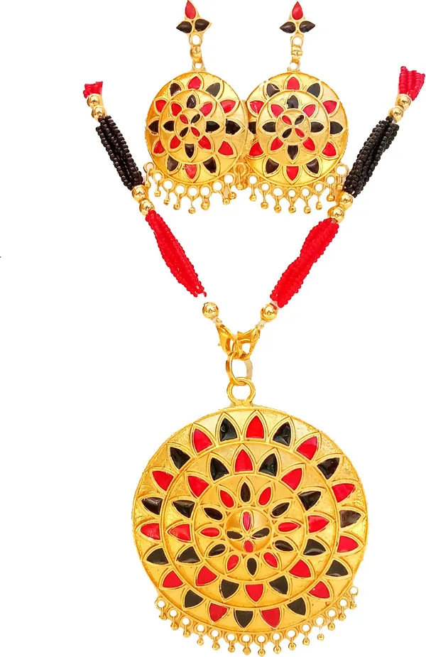 Assamese_Traditional_Gold_Plated_Red_Black_Japi_Tassel_Jewellery_Set_For_Women_&_Girl